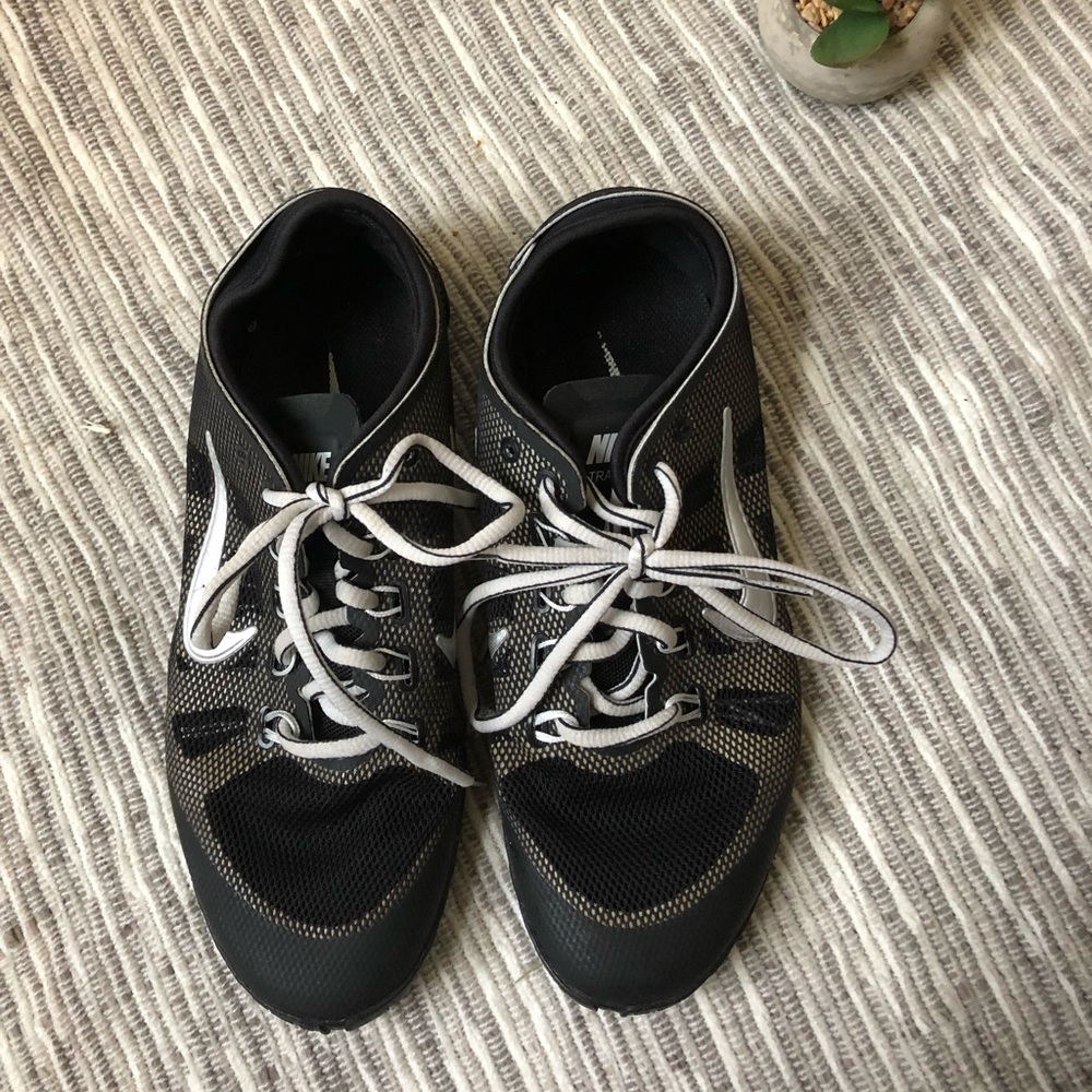 🆑 New 🌟 Nike Cross Trainer Sneakers